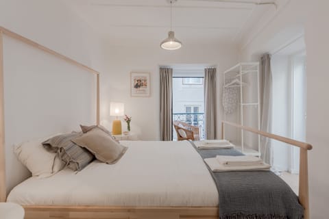 Apartment, 2 Bedrooms | 2 bedrooms, iron/ironing board, cribs/infant beds, free WiFi