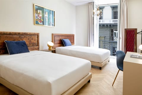 Comfort Twin Room (Borgo Marinari) | Premium bedding, memory foam beds, in-room safe, individually decorated