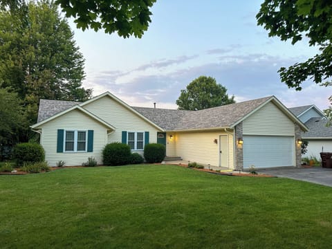 Beautiful Family Home. The garage is available to guests