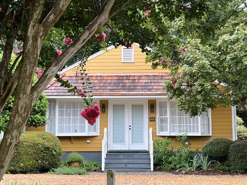 The Gallery cottage. Photo taken August 2022. 