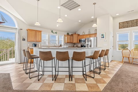 Kitchen Island - Top Level