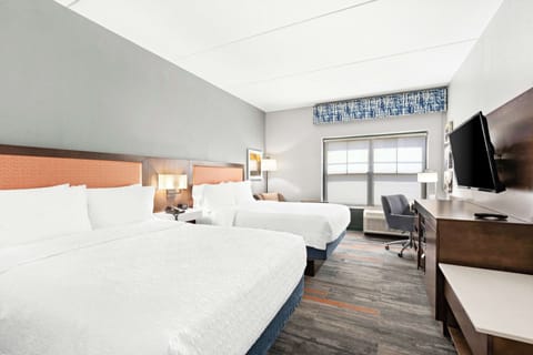 Two double beds non smoking | Hypo-allergenic bedding, pillowtop beds, iron/ironing board, free WiFi