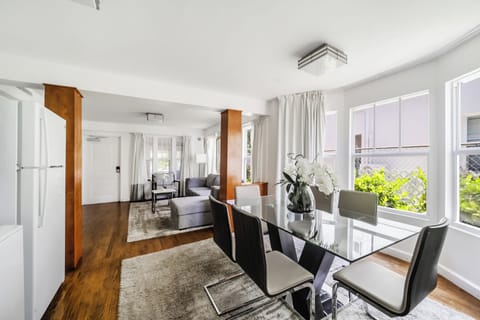 Family Apartment, 2 Bedrooms, Kitchen | Egyptian cotton sheets, premium bedding, down comforters, pillowtop beds