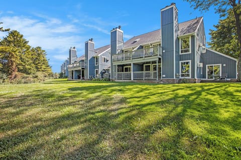 Back of property, including back deck/patio.