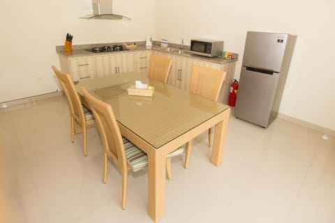 Garden Villa, Private Pool | Private kitchen | Cookware/dishes/utensils