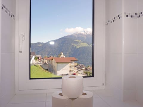 Property, Cloud, Window, Building, Sky, Plant, House, Electronic Device, Room