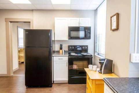 a55e5f4b-7cd4-4619-a8b5-e10ec2307ccc