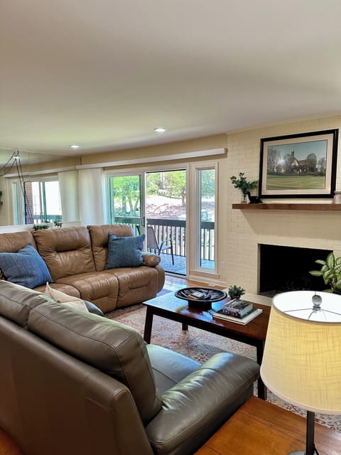 Open concept living, dining & kitchen areas; very spacious; hardwoods throughout