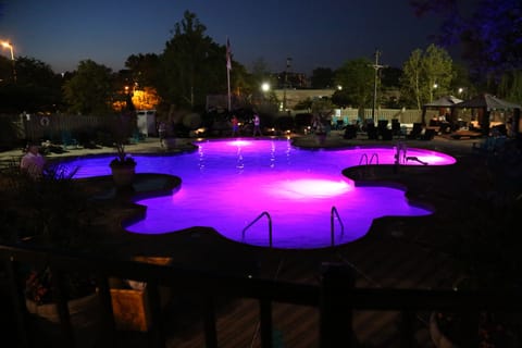 Outdoor pool, cabanas (surcharge), pool umbrellas