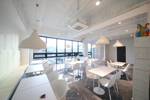 Cafe