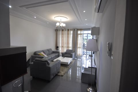 Exclusive Studio Suite | Living area