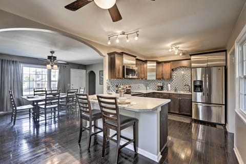Nashville Vacation Rental | 3BR | 2BA | 1,553 Sq Ft | 1 Step to Enter