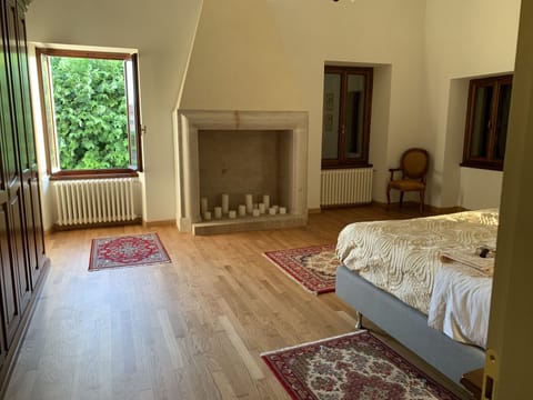 Honeymoon Suite | Room amenity