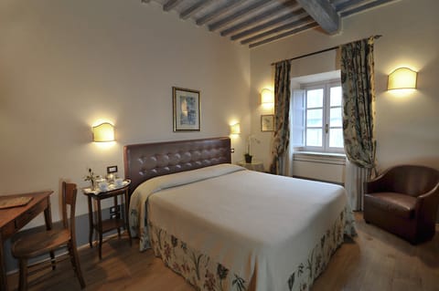 Superior Suite | In-room safe, soundproofing, free WiFi, bed sheets