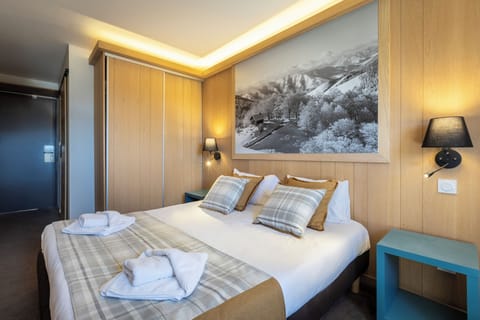 In-room safe, free WiFi, bed sheets