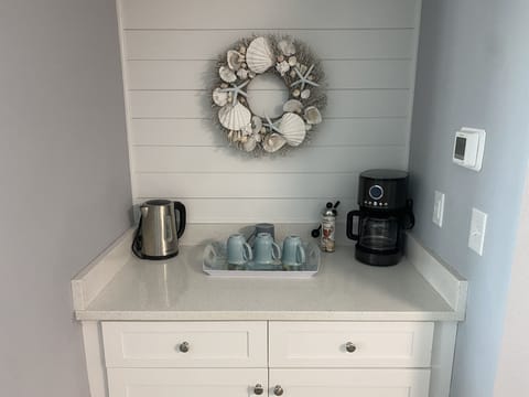 Condo, 2 Bedrooms, Balcony, Partial Ocean View (4307) | Living area | 50-inch Smart TV with cable channels, TV