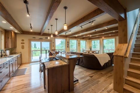 Kenai Heaven Chalet