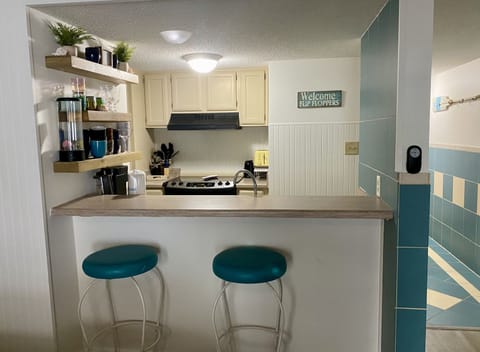 Studio, Pool Access, Beachfront (169) | Private kitchen | Full-size fridge, oven, stovetop, dishwasher