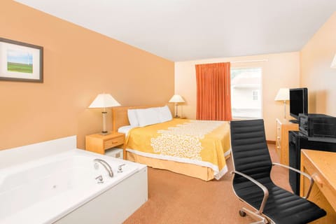 Suite, 1 King Bed, Refrigerator | In-room safe, desk, iron/ironing board, free cribs/infant beds