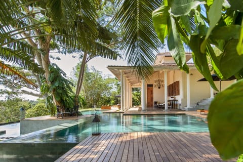 Two Bedroom Colonial Villa with Pool | Egyptian cotton sheets, premium bedding, down comforters, minibar