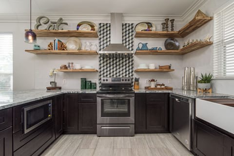Kitchen area