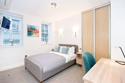 Modern and Comfortable Private Room