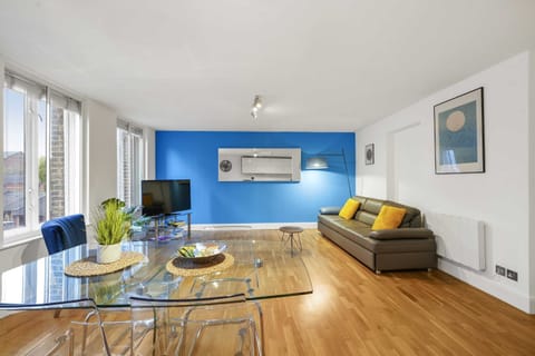 Big and Bright Interiors