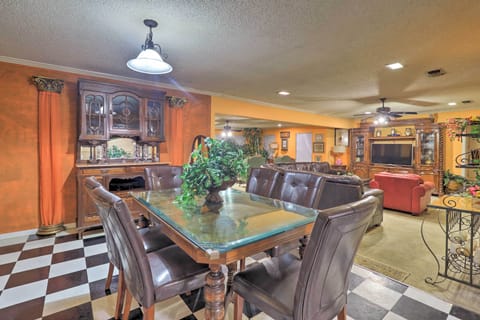 Arlington Vacation Rental | 4BR | 2.5BA | Step-Free Entry | 2,500 Sq Ft