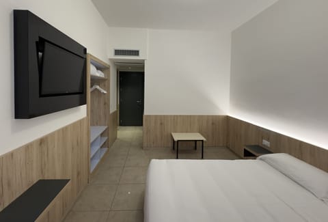 Classic Double Room | 4 bedrooms, desk, cribs/infant beds, free WiFi