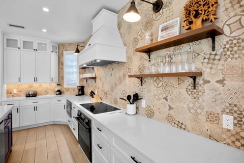 Spacious kitchen with appliances