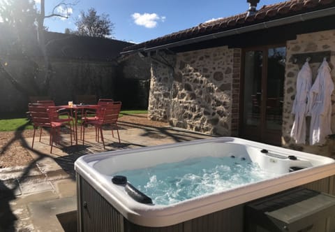 Garden and Hot Tub