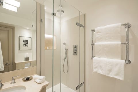 Free toiletries, hair dryer, bathrobes, slippers