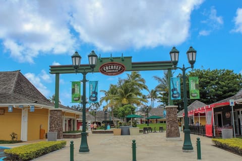 Coconut Market Place