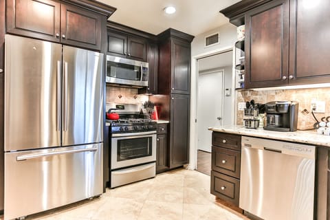 Fully Stocked Kitchen