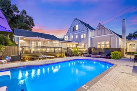 Outdoor pool, open 8:00 AM to 8:00 PM, pool umbrellas, sun loungers