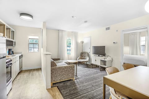 Suite, 1 Bedroom | Pillowtop beds, desk, laptop workspace, blackout drapes