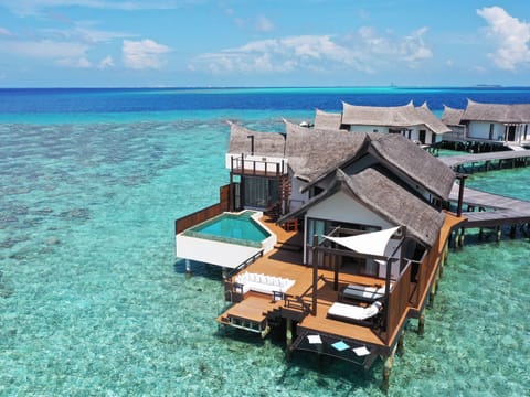 Ocean Suite with Private Pool | Premium bedding, down comforters, free minibar, in-room safe