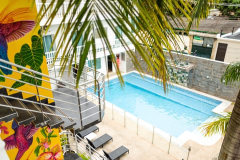 2 outdoor pools, sun loungers