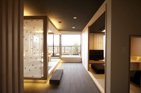 Suite Annex Building(103 square meter) | Down comforters, in-room safe, blackout drapes, iron/ironing board