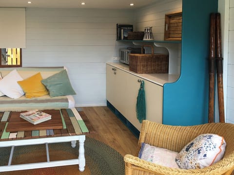 Relax in the quiet of the newly refurbished summerhouse | Cenwulf Cottage, Winchcombe, near Cheltenham