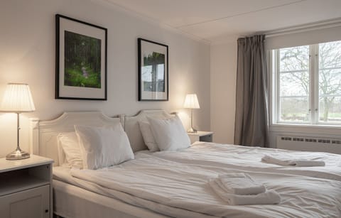 Villa, 3 Bedrooms, Kitchen | Hypo-allergenic bedding, bed sheets