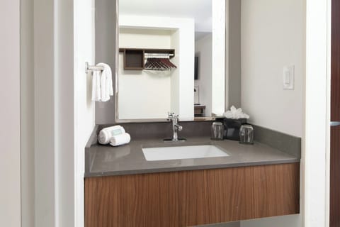 Premium bedding, down comforters, desk, laptop workspace