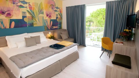 Classic Double Room | Egyptian cotton sheets, premium bedding, Select Comfort beds, minibar