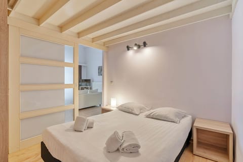 Family Apartment | 1 bedroom, individually decorated, individually furnished, desk