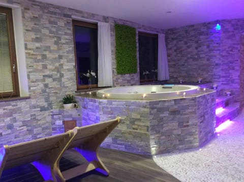 Sauna, hot tub, steam room, Turkish bath, hydrotherapy, Swedish massages