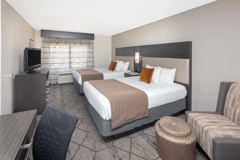 In-room safe, desk, iron/ironing board, free WiFi