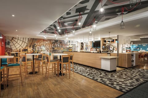 Cocktail bar