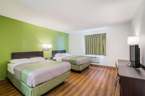 Desk, free WiFi, bed sheets, alarm clocks