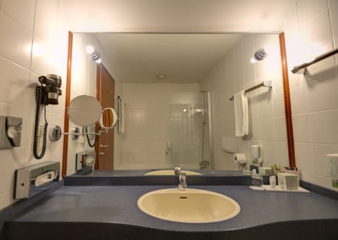 Free toiletries, hair dryer, towels