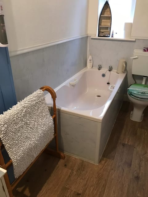 Double Room (with Bath) | Bathroom | Hair dryer, towels